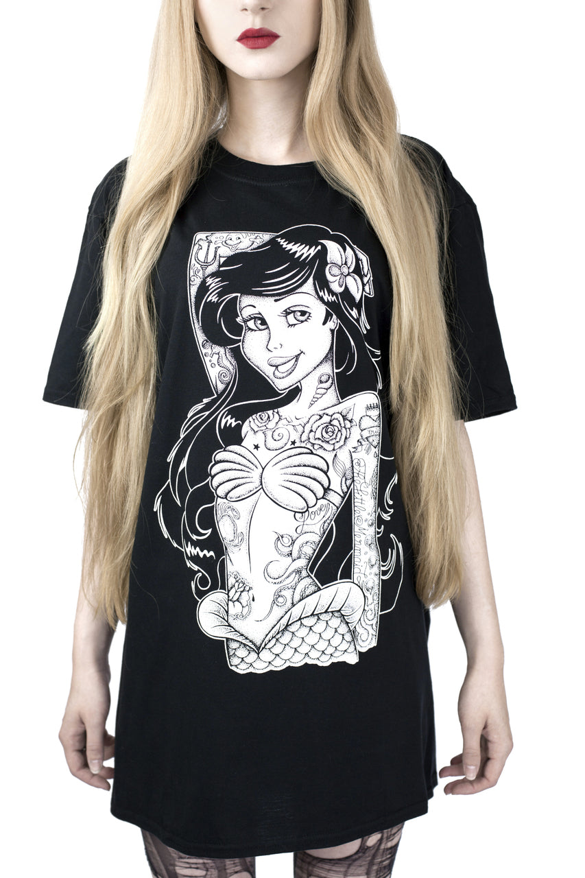 Twisted Apparel Gothic Mermaid Pin Up T-Shirt