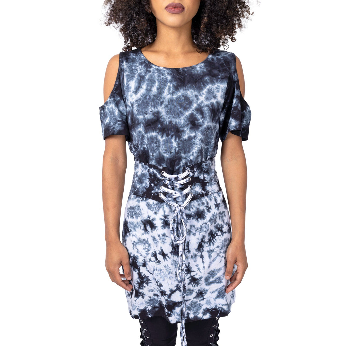 Innocent Lifestyle Tabitha Top | Black / White Tie